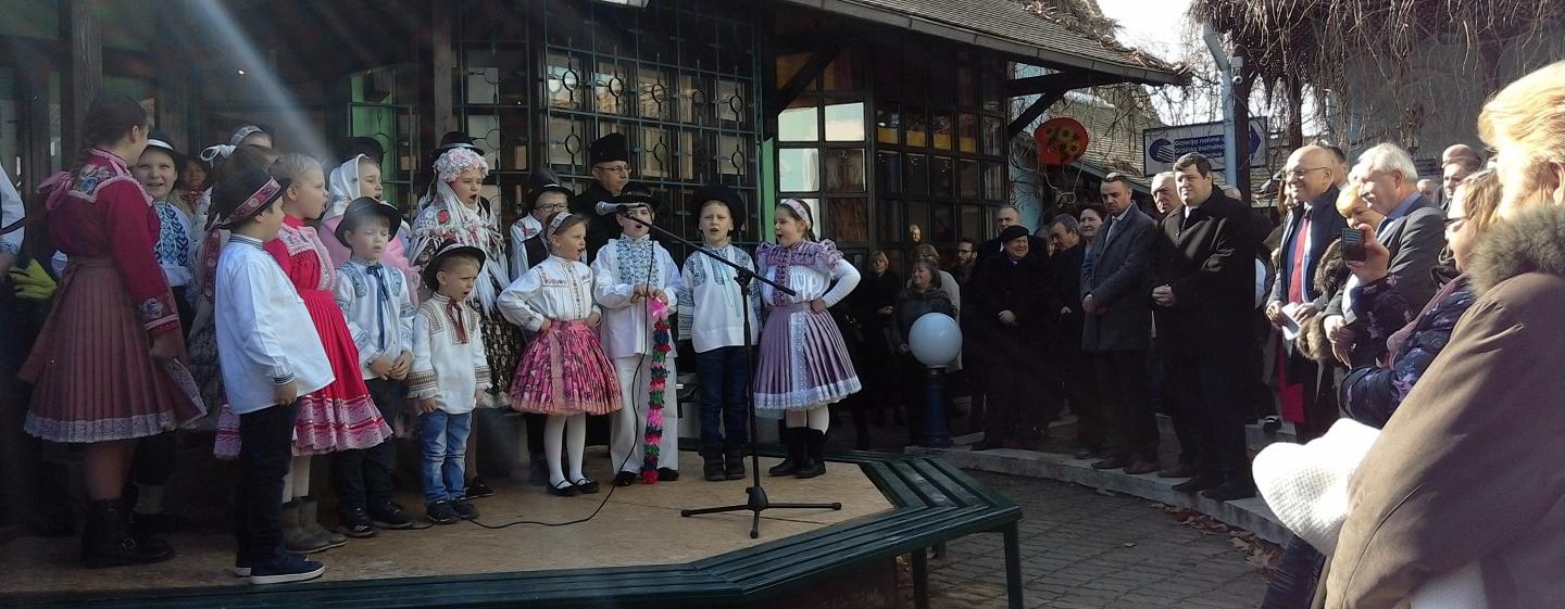 Medzinárodný deň materinského jazyka Medzinárodný deň materinského jazyka